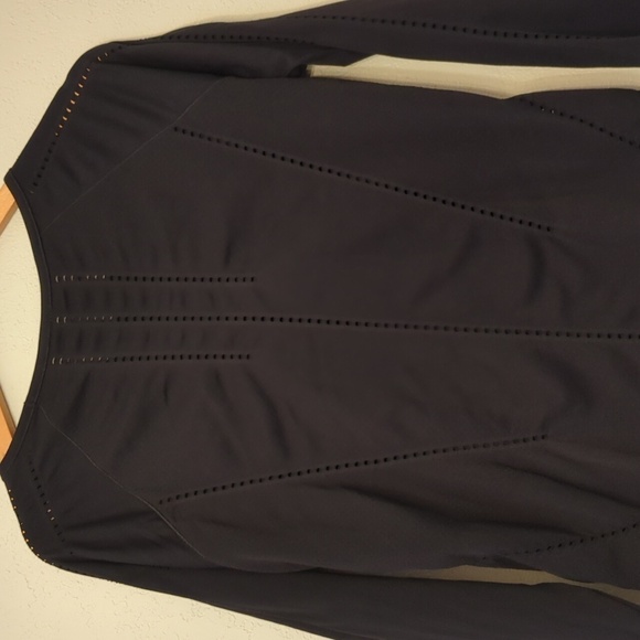 Athleta Perforated Long Sleeve Running Stretchy Athleasure Athletic tee Sz M - Picture 7 of 10